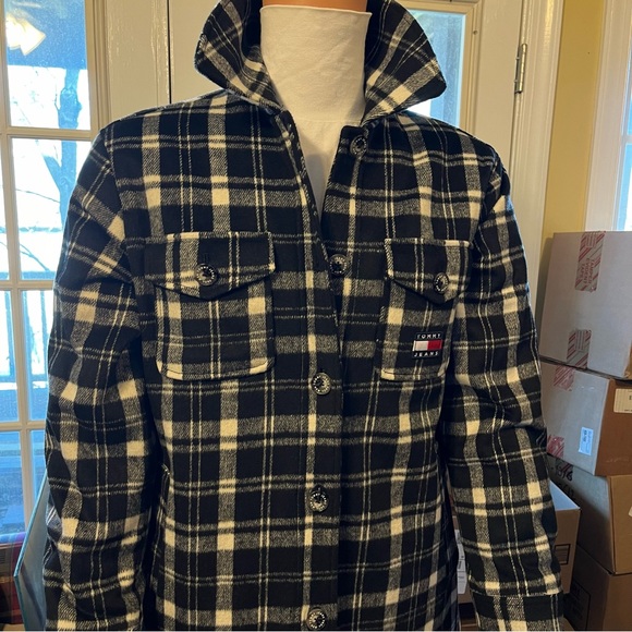 TOMMY HILFIGER Long Checkered Coat - Picture 3 of 13